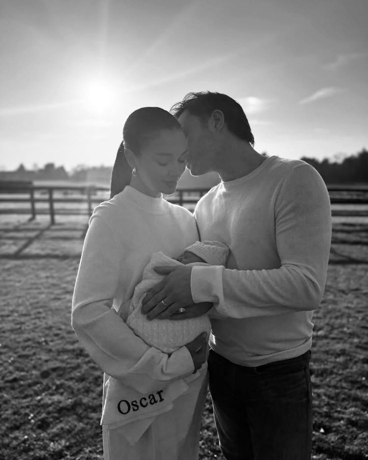 'Ekk Deewana Tha' fame Amy Jackson & husband, Ed Westwick welcome their first child 941875