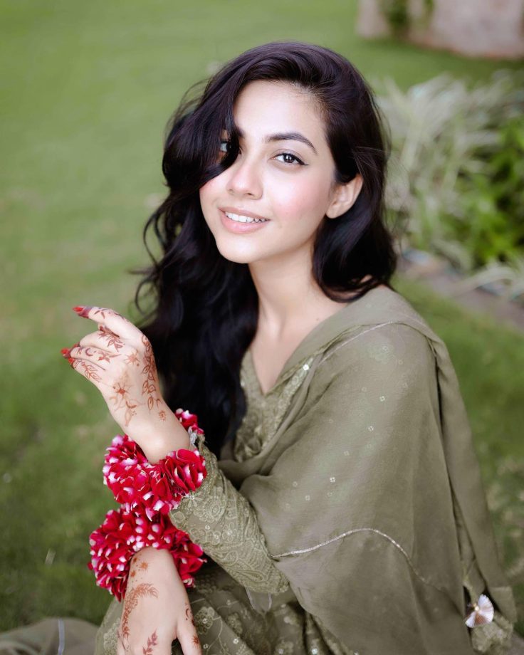 Hina Khan, Jannat Zubair & More – Celeb-Inspired Mehendi Designs For Stylish Eid 942658