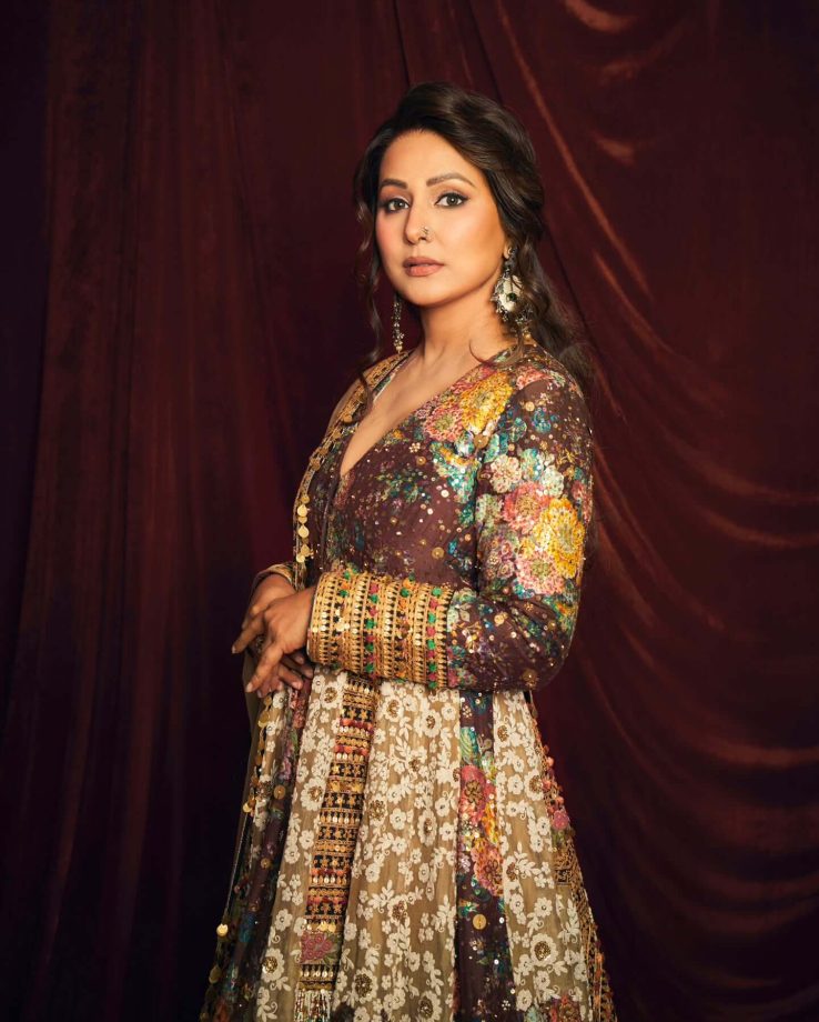 Hina Khan's Ethereal Salwar Suit To Make Eid Celebration Special 942002