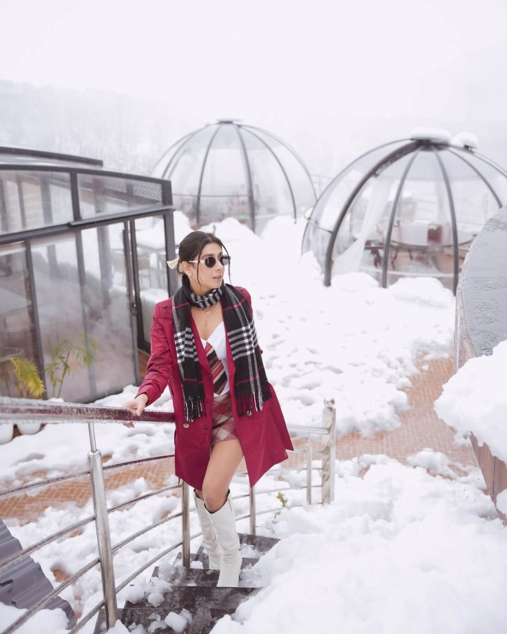 Maxi Dress To Shorts: Isha Malviya's Comfy, Cool & Sizzling Vacation Fashion Goals 939700