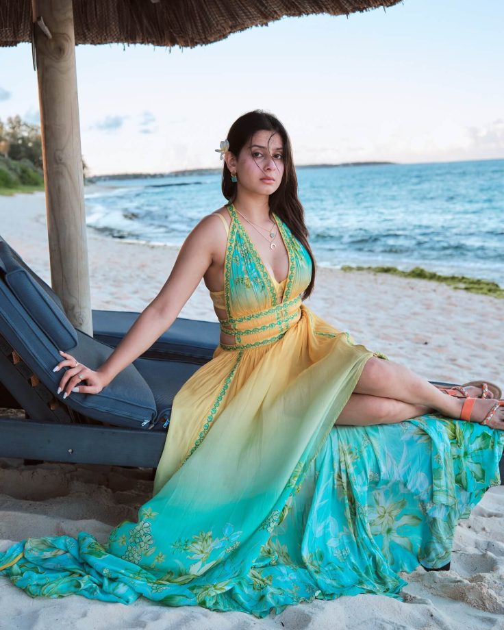 Maxi Dress To Shorts: Isha Malviya's Comfy, Cool & Sizzling Vacation Fashion Goals 939690