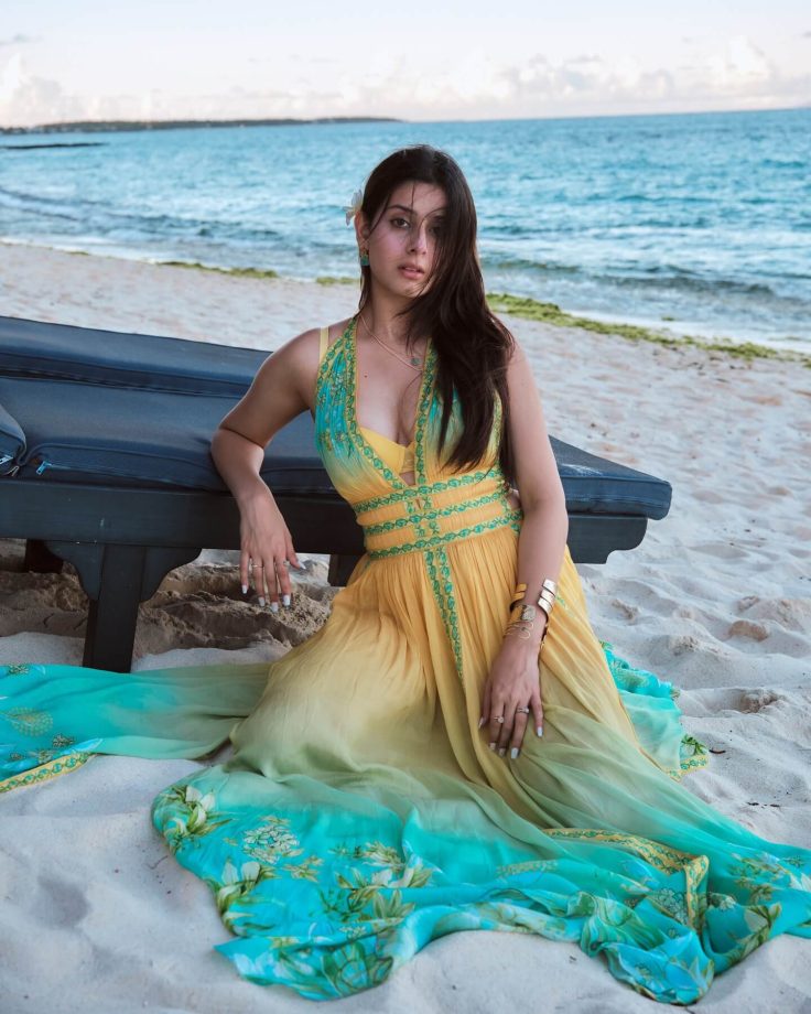 Maxi Dress To Shorts: Isha Malviya's Comfy, Cool & Sizzling Vacation Fashion Goals 939691