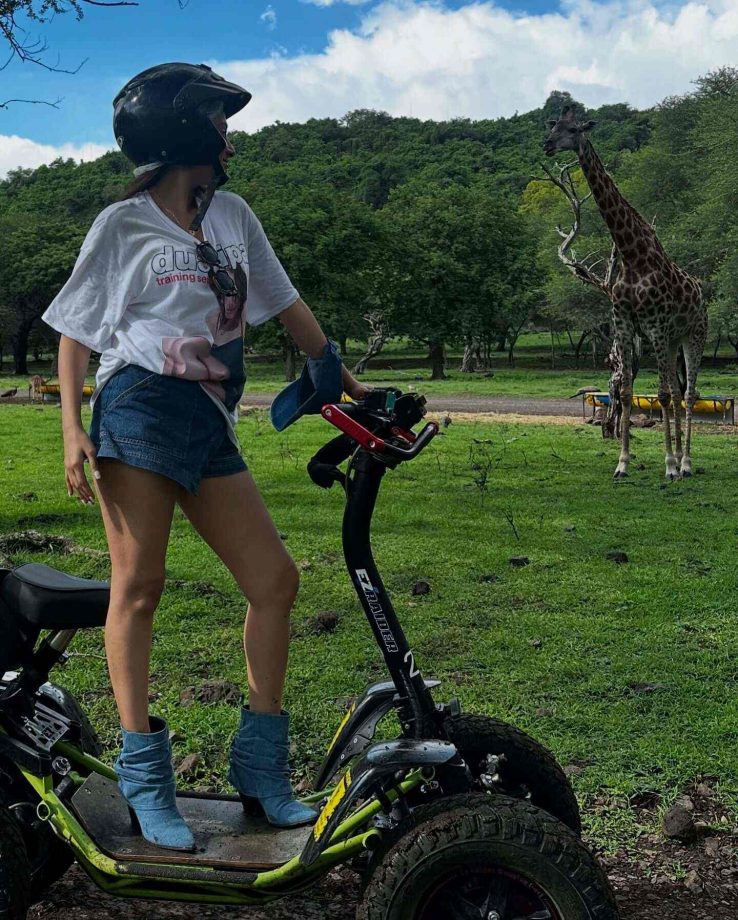 Maxi Dress To Shorts: Isha Malviya's Comfy, Cool & Sizzling Vacation Fashion Goals 939695