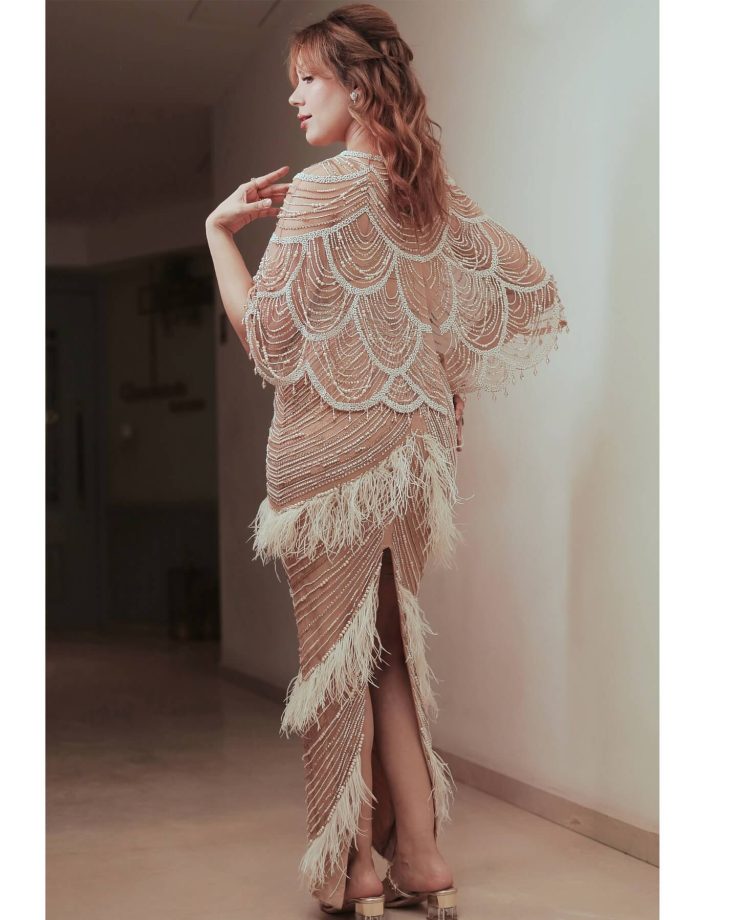 Munmun Dutta Looks Like A Dream Girl In Feathery Nude-Colored Gown - See Pics 941480