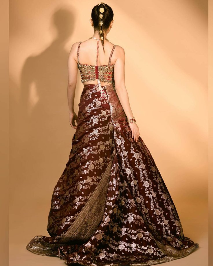 Nushrratt Bharuccha Redefines Elegance with Traditional Chic 942430