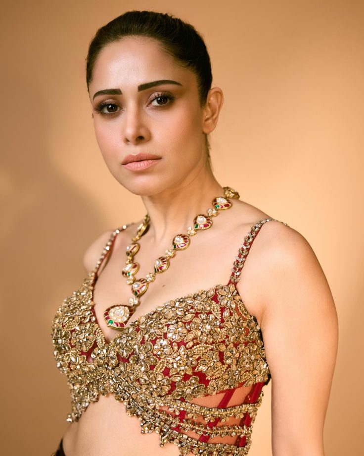 Nushrratt Bharuccha Redefines Elegance with Traditional Chic 942426
