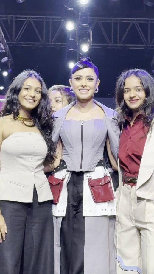 Nushrratt Bharuccha’s Ramp Walk Move Backfires, Faces Social Media Heat! 942382
