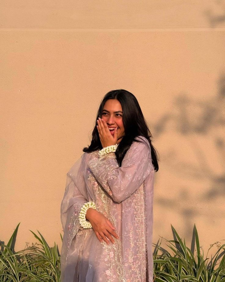 Reem Shaikh, Jannat Zubair & Sumbul Touqeer's Aesthetic Kurta Goals For Eid 2025 942195