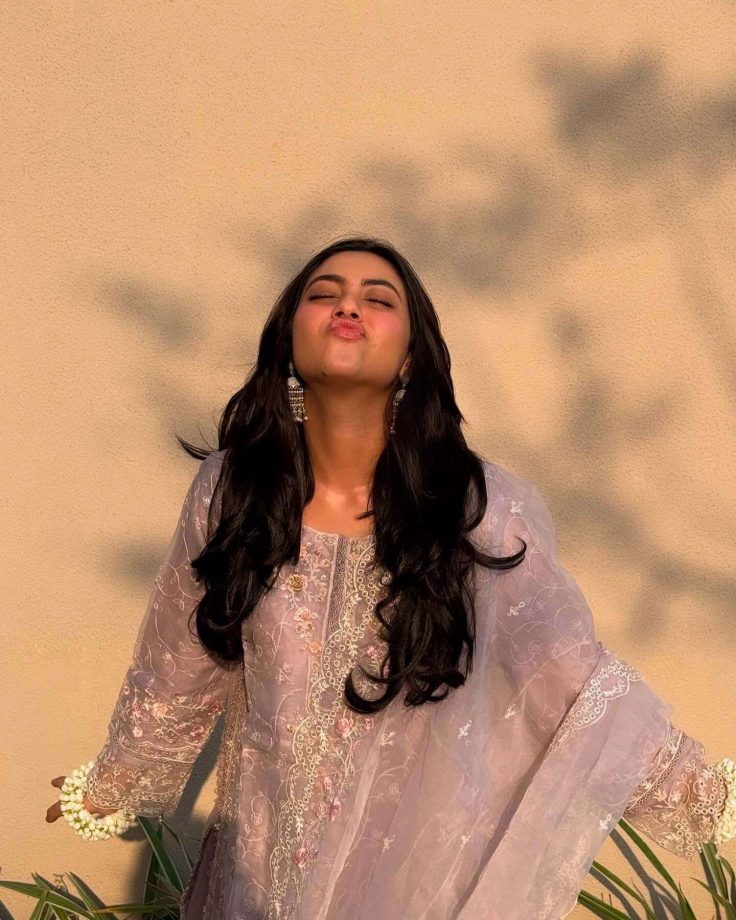 Reem Shaikh, Jannat Zubair & Sumbul Touqeer's Aesthetic Kurta Goals For Eid 2025 942196