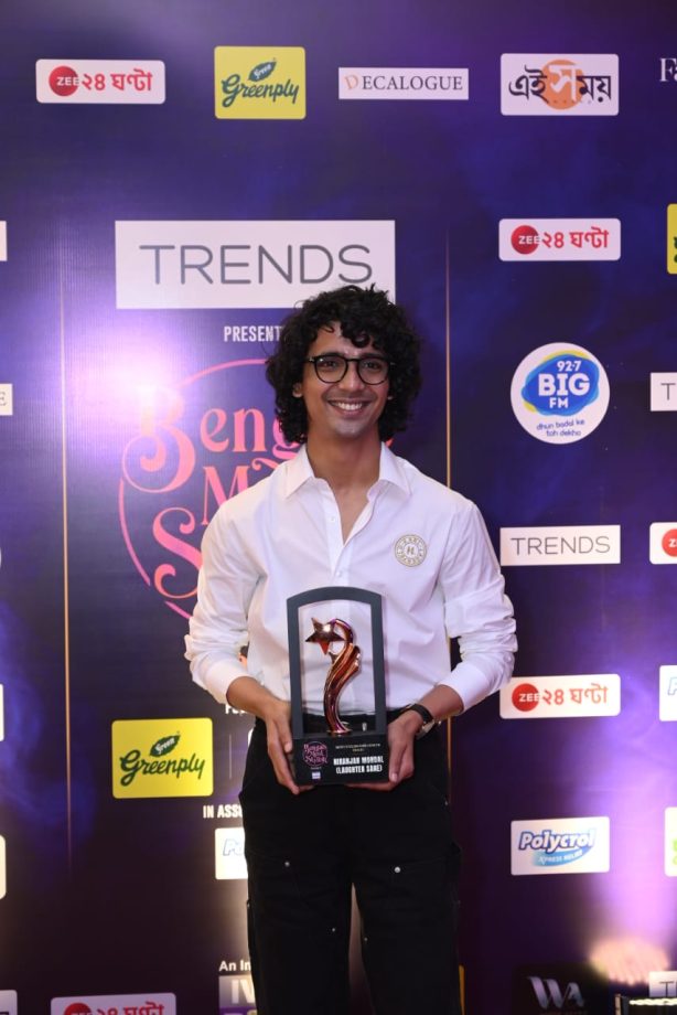 The Kings Of Cool: Bengal’s Most Stylish Men Rule The Red Carpet 942488