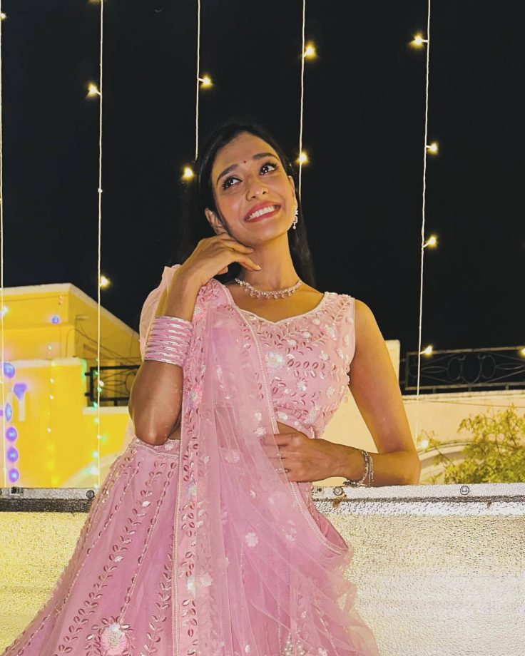 Times Bhagya Lakshmi Actress Aishwarya Khare Proved She's Desi Princess In Lehenga 940784