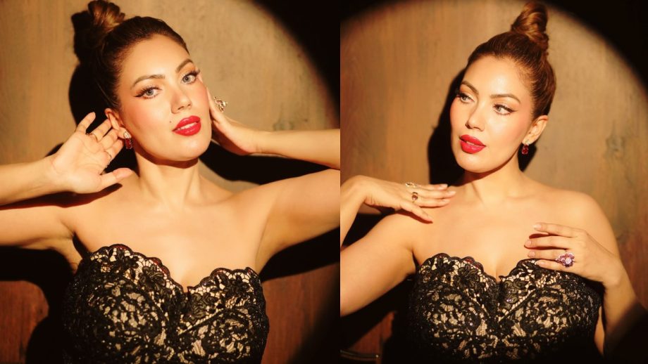 5 Times Munmun Dutta Has Nailed Her Look In Glitter Outfits 943934