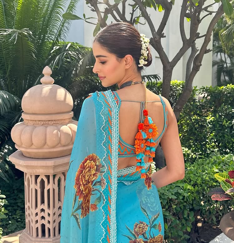 Ananya Panday looks classic in a Saree with a Bold Twist 945175