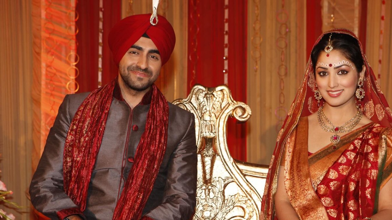 "And it's VICKY DONOR DAY, It's back to where it belonged - all the way to your hearts" Says Yami Gautam 944923