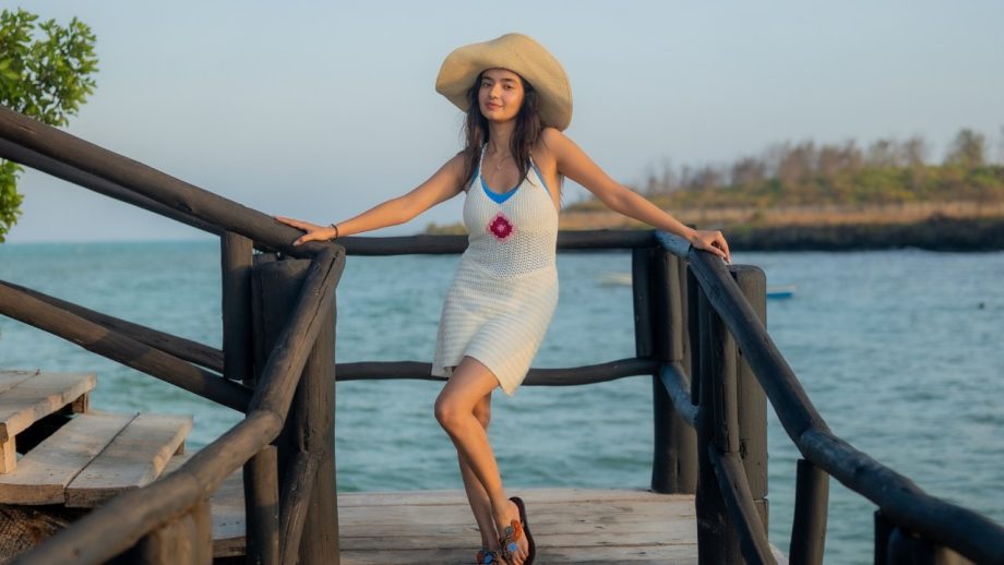 Beach To Brunch: Nail Your Summer Style With Anushka Sen's Fashion Tips 945725