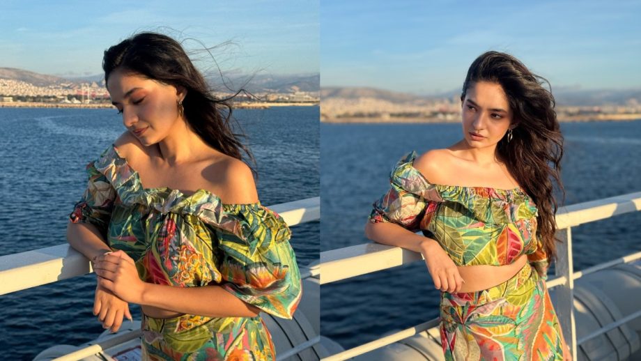 Beach To Brunch: Nail Your Summer Style With Anushka Sen's Fashion Tips 945720