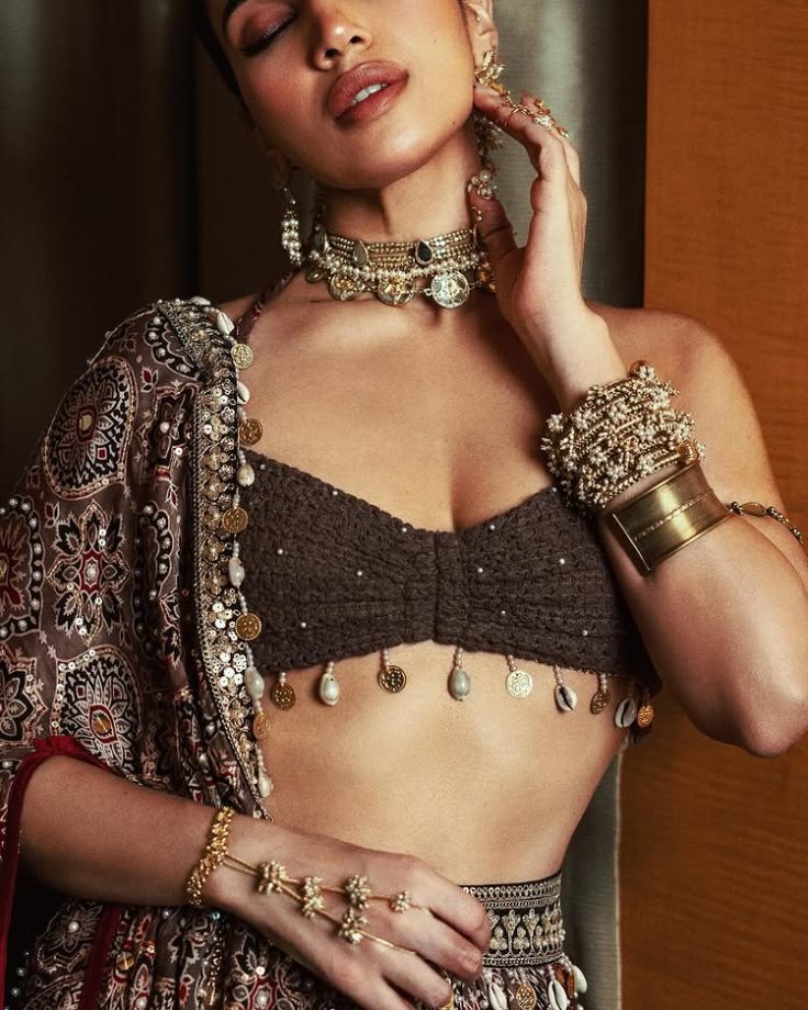 Bhumi Pednekar Turns Up the Glam in a Brown Traditional Ensemble 945117