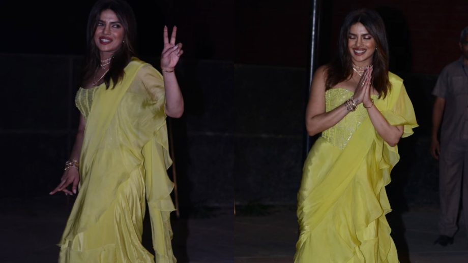 Desi Girl Priyanka Chopra Inspired Bold Blouse Designs To Make You Look Glamorous 945256
