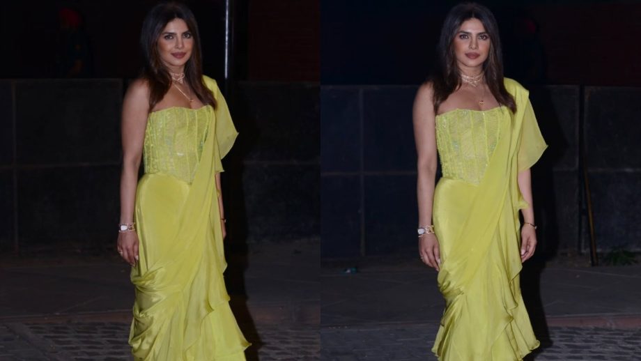 Desi Girl Priyanka Chopra Inspired Bold Blouse Designs To Make You Look Glamorous 945257