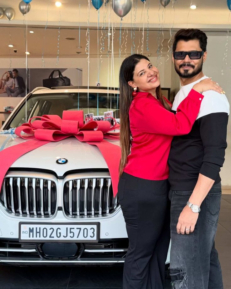 Dupahiya Fame Avinash Dwivedi Expresses Love With Grand Gesture – Buys Sambhavna Seth Her Dream Car 943700