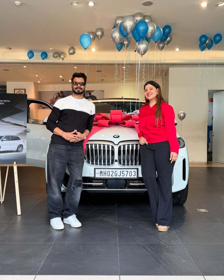 Dupahiya Fame Avinash Dwivedi Expresses Love With Grand Gesture – Buys Sambhavna Seth Her Dream Car 943703