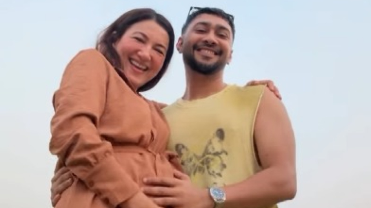Gauahar Khan & Zaid Darbar To Become Parents Again, Announce 2nd Pregnancy In Cutest Way 943883