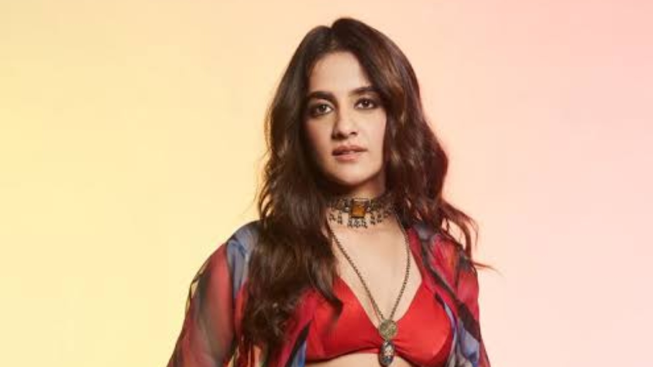 Jasleen Royal Opens Up About Coldplay Concert Backlash in New Documentary 943513