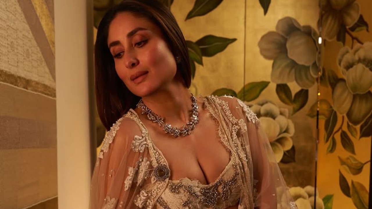 Kareena Kapoor Khan in an Elegant Cinderella-Inspired Look 943308