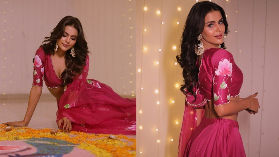 Lehengas You Must-have From Priyanka Chahar Choudhary's Wardrobe For Any Occasion 944287