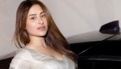 Mahira Sharma Glows in a Stunning Silver Saree 943328