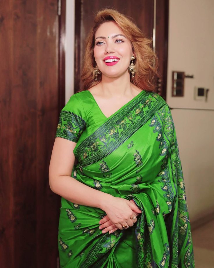 Munmun Dutta’s Green Baluchari Saree Look For Poila Boishakh Wins Hearts 944466