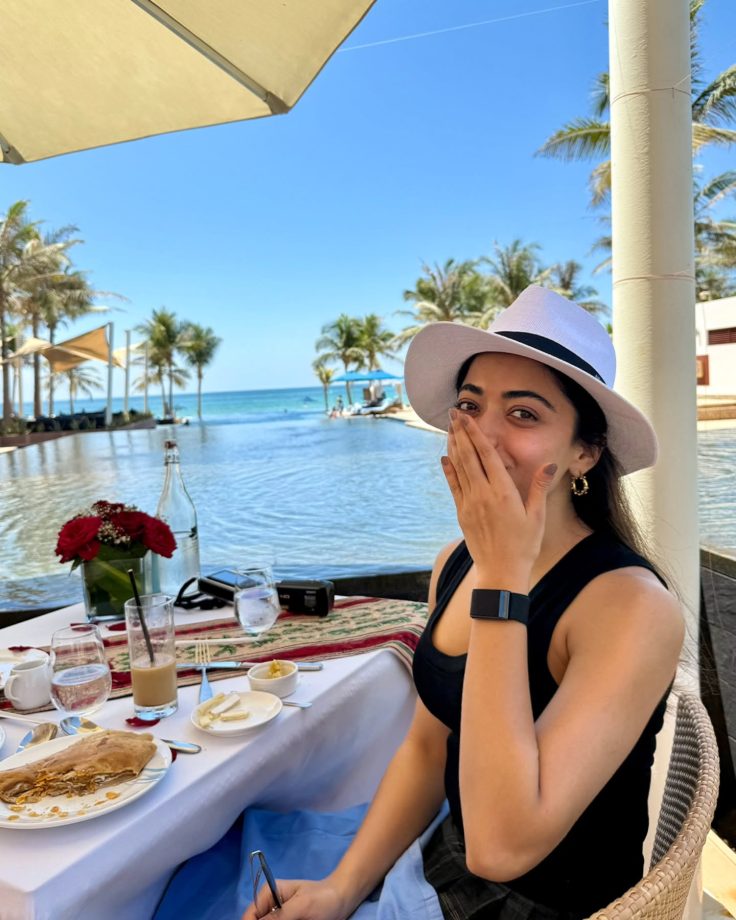 Rashmika Mandanna Enjoys Pre-birthday Vibes With Cozy Treat Near Poolside - See Pics 943287