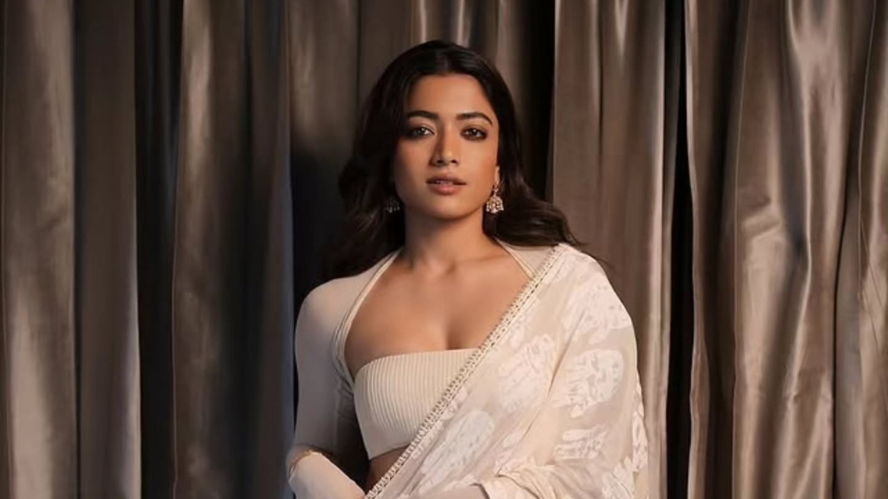 Rashmika Mandanna Enjoys Pre-birthday Vibes With Cozy Treat Near Poolside - See Pics 943288
