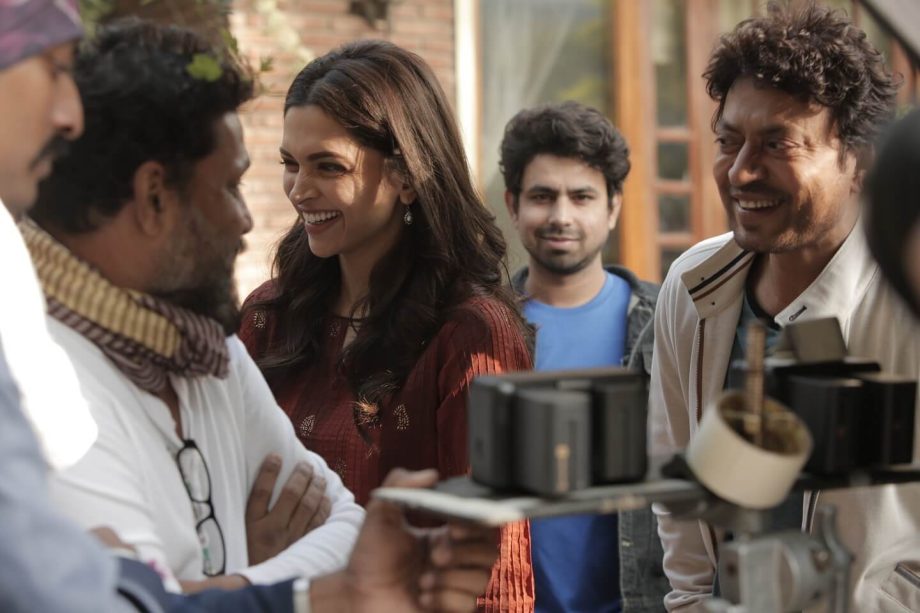 Shoojit Sircar Remembers Irrfan Khan With a Personal Tribute on His Death Anniversary 946308