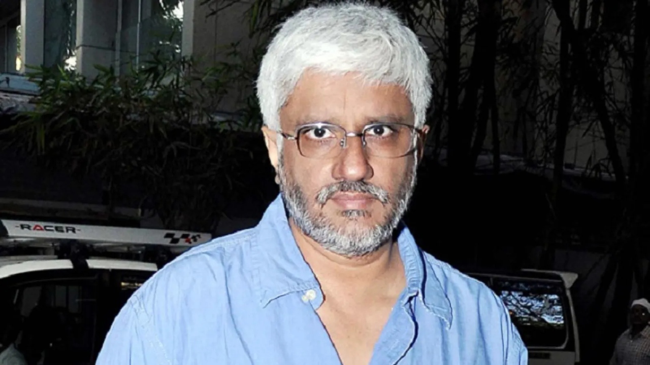 "They still want to see superheroes, want to see Pushpa, want to see Kantara." Says Vikram Bhatt about why Bollywood movies falling flat at the box office! 945497