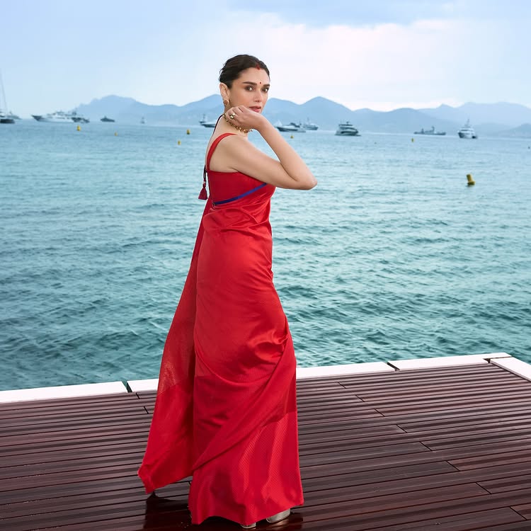 Aditi Rao Hydari Proudly Flaunts Her ‘Sindoor Look’ In Cannes 948788