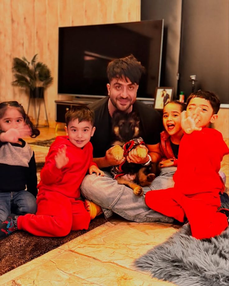 Aly Goni Expresses Concern For Family As They Nearly Escape Terror Attack In Jammu, Credits Indian Army 947447