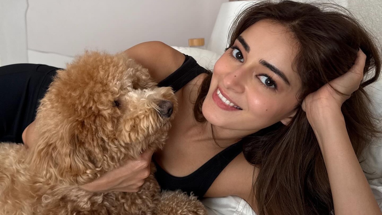 Ananya Panday Shares Adorable Moments with Her Furry Friend on Instagram 948391