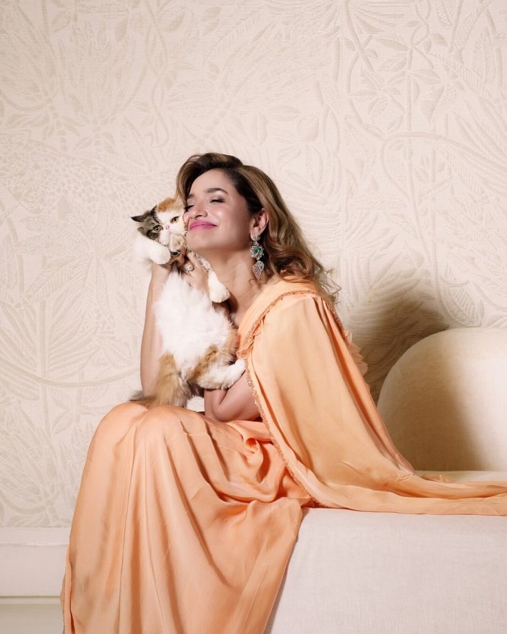 Ankita Lokhande Looks Ethereal in Dreamy Orange Ruffled Saree Look 947032