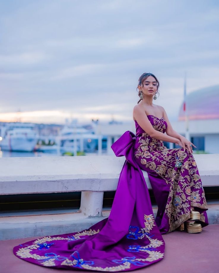 Anushka Sen's Couture Debut at Cannes 2025 949135