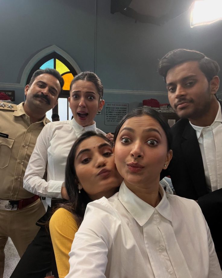 Applause Entertainment Sends Legal Notice To Audience! 949649