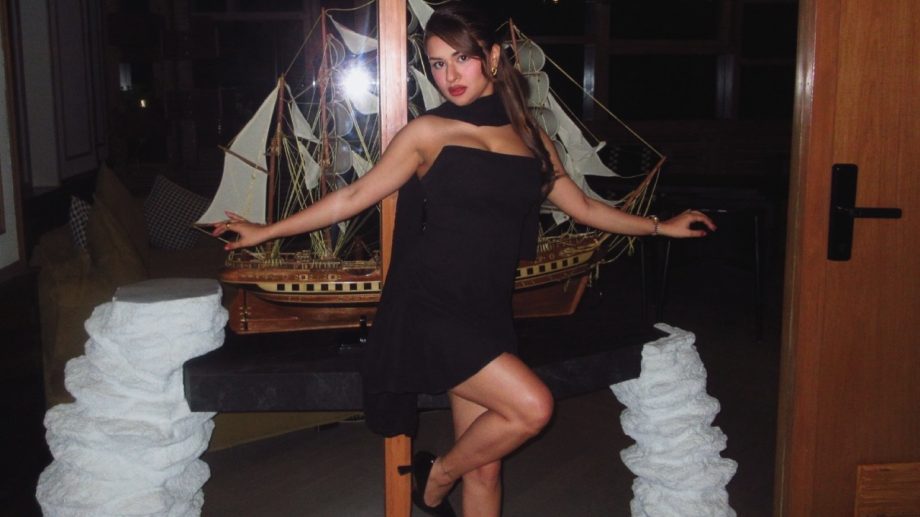 Avneet Kaur Breaks Internet In Bold Black Strapless Mini-dress, Checkout 947390