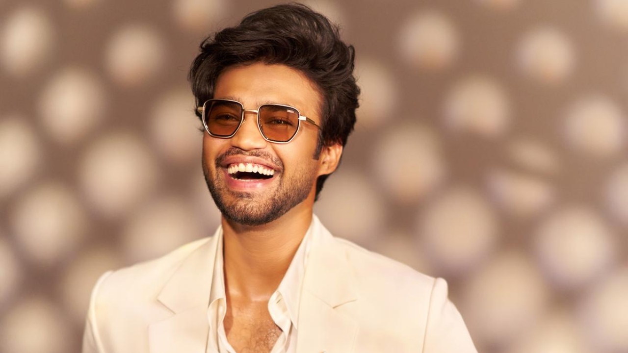 Babil Khan’s Crying Video Sparks Concern, Celebs and Fans Come Out in Support 946830