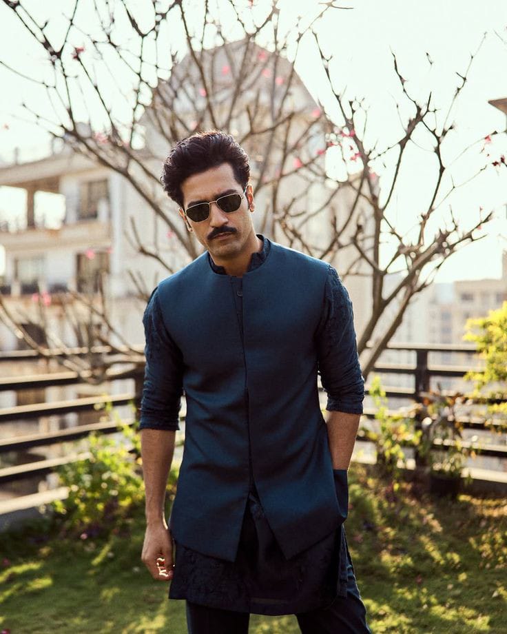 From Ranbir Kapoor to Ranveer Singh: 5 Bollywood Actors Bringing Back the Classic Moustache Look of the 70s! 948126