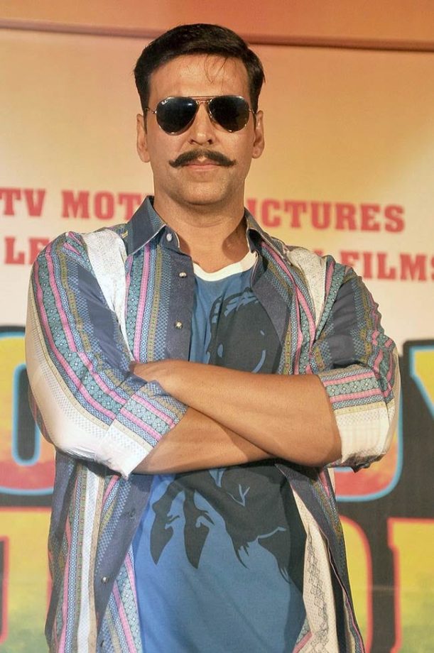 From Ranbir Kapoor to Ranveer Singh: 5 Bollywood Actors Bringing Back the Classic Moustache Look of the 70s! 948130
