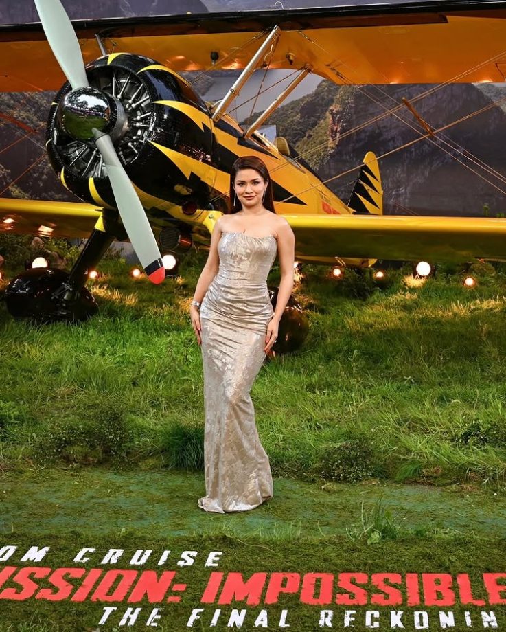 Glam Goddess Avneet Kaur Stuns in Silver Off-Shoulder Dress 949216