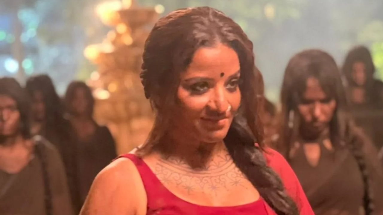 “I Promise It’s Going to Be Bigger…” —Monalisa’s Power-Packed Entry in Jaadu Teri Nazar - Daayan ka Mausam 949077