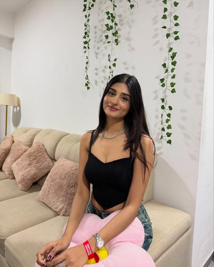 In Photos: Payal Gaming Aka Payal Dhare's Fun Banter With South Star Naga Chaitanya 946678