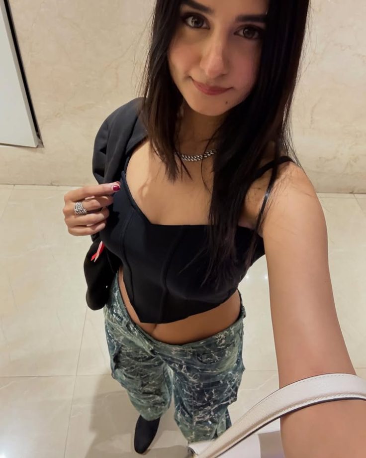 In Photos: Payal Gaming Aka Payal Dhare's Fun Banter With South Star Naga Chaitanya 946679