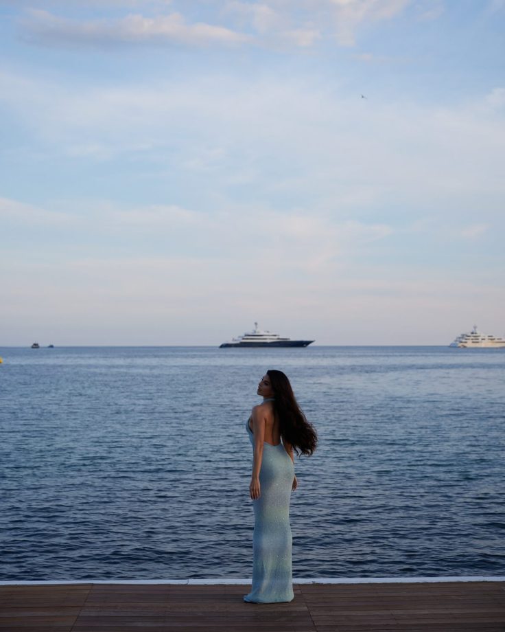 Jacqueline Fernandez Brings Mermaid Magic to the Shoreline 949935